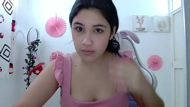 InocentHeaven1 online show from October 27, 1:04 pm