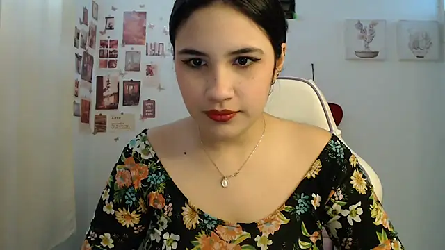 InocentHeaven1 online show from June 18, 12:42 pm