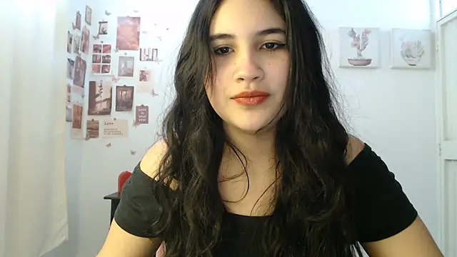 InocentHeaven1 online show from July 20, 1:02 pm