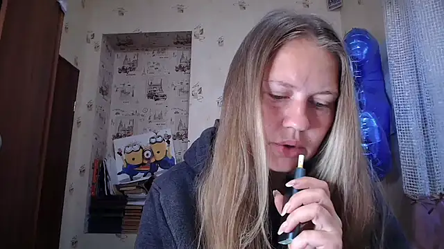 Snapshot of dream_alexa chatting on May 22, 1:57 am dream alexa online show from May 22, 1:57 am