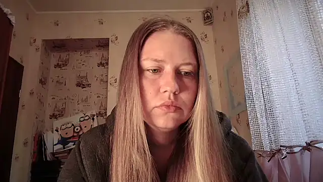 Snapshot of dream_alexa chatting on June 6, 2:38 am dream alexa online show from June 6, 2:38 am
