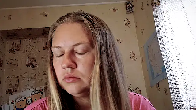 Snapshot of dream_alexa chatting on July 25, 3:59 am dream alexa online show from July 25, 3:59 am