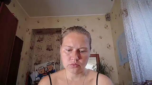 Snapshot of dream_alexa chatting on August 1, 3:06 am dream alexa online show from August 1, 3:06 am