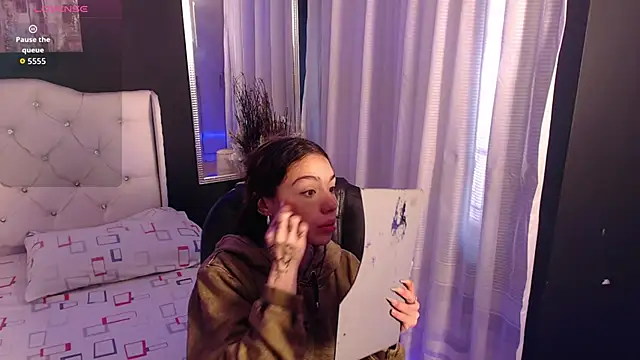 Snapshot of LiaVillalobos chatting on October 23, 12:15 pm LiaVillalobos online show from October 23, 12:15 pm