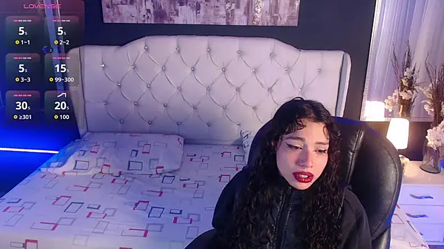 Snapshot of LiaVillalobos chatting on November 10, 12:48 pm LiaVillalobos online show from November 10, 12:48 pm