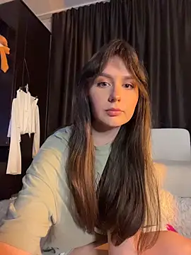 Snapshot of itssophiie chatting on June 1, 6:53 pm itssophiie online show from June 1, 6:53 pm