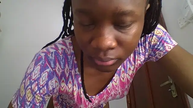 Snapshot of sweet_sassy_ chatting on October 23, 4:23 am sweet sassy online show from October 23, 4:23 am