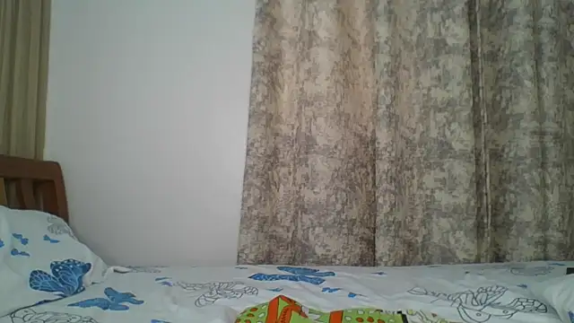 Snapshot of sweet_sassy_ chatting on October 24, 4:31 am sweet sassy online show from October 24, 4:31 am