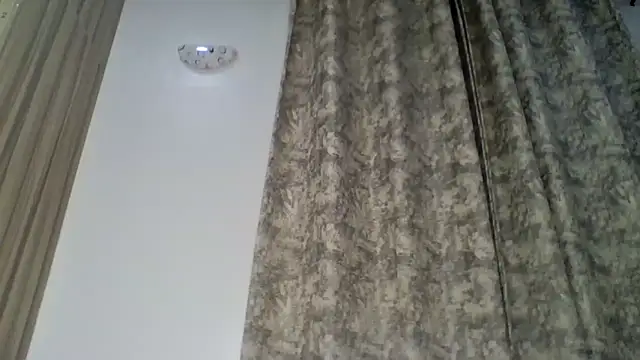 Snapshot of sweet_sassy_ chatting on December 15, 3:33 am sweet sassy online show from December 15, 3:33 am