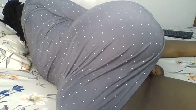 Snapshot of sweet_sassy_ chatting on June 13, 3:48 am sweet sassy online show from June 13, 3:48 am