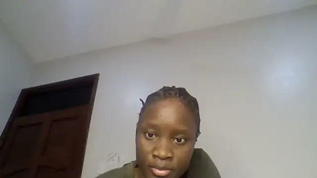 Snapshot of sweet_sassy_ chatting on June 26, 2:54 pm sweet sassy online show from June 26, 2:54 pm