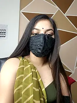 Snapshot of _desigori chatting on January 6, 10:46 am desigori online show from January 6, 10:46 am