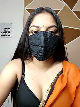 Snapshot of _desigori chatting on March 20, 9:48 am desigori online show from March 20, 9:48 am