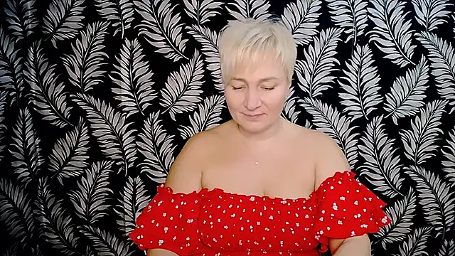 Snapshot of Olivia_playful chatting on December 13, 2:38 pm Olivia playful online show from December 13, 2:38 pm