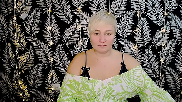 Snapshot of Olivia_playful chatting on December 21, 12:27 pm Olivia playful online show from December 21, 12:27 pm