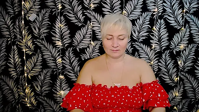 Snapshot of Olivia_playful chatting on December 27, 11:50 am Olivia playful online show from December 27, 11:50 am