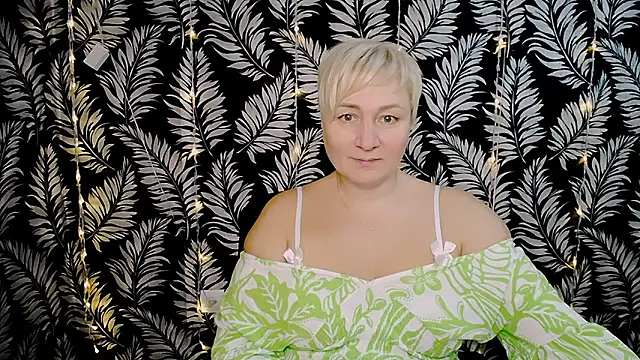 Snapshot of Olivia_playful chatting on January 4, 12:16 pm Olivia playful online show from January 4, 12:16 pm