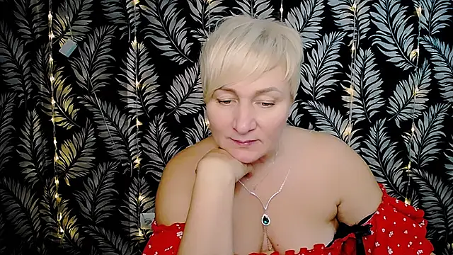 Snapshot of Olivia_playful chatting on January 5, 3:23 pm Olivia playful online show from January 5, 3:23 pm