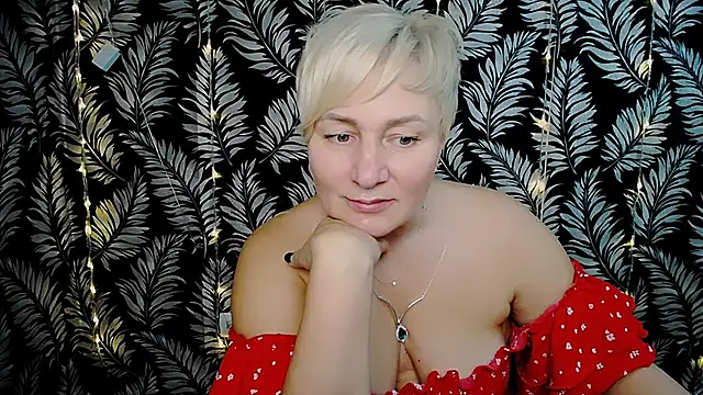 Snapshot of Olivia_playful chatting on January 18, 2:33 pm Olivia playful online show from January 18, 2:33 pm