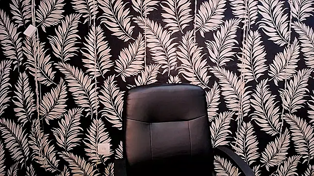 Snapshot of Olivia_playful chatting on January 19, 11:23 am Olivia playful online show from January 19, 11:23 am