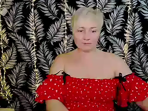 Snapshot of Olivia_playful chatting on February 2, 3:28 pm Olivia playful online show from February 2, 3:28 pm