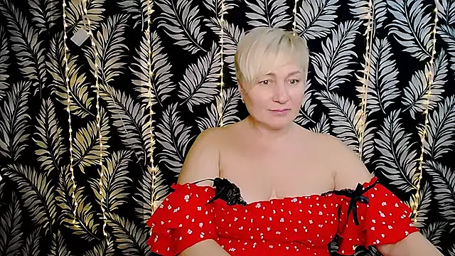 Snapshot of Olivia_playful chatting on February 9, 3:23 pm Olivia playful online show from February 9, 3:23 pm