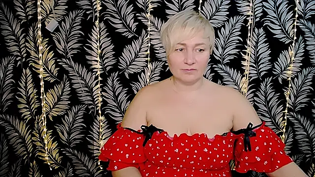 Snapshot of Olivia_playful chatting on February 16, 12:32 pm Olivia playful online show from February 16, 12:32 pm