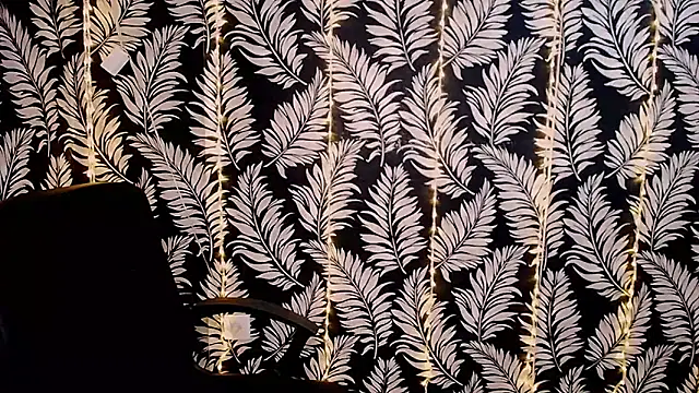 Snapshot of Olivia_playful chatting on February 17, 12:38 pm Olivia playful online show from February 17, 12:38 pm