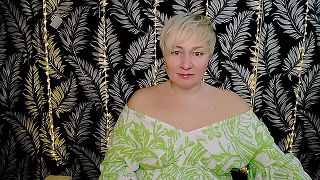 Snapshot of Olivia_playful chatting on February 22, 12:29 pm Olivia playful online show from February 22, 12:29 pm