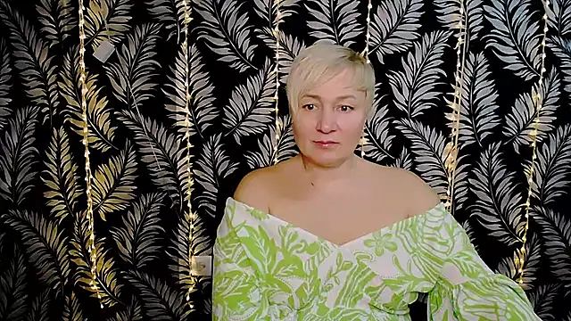 Snapshot of Olivia_playful chatting on February 24, 12:16 pm Olivia playful online show from February 24, 12:16 pm