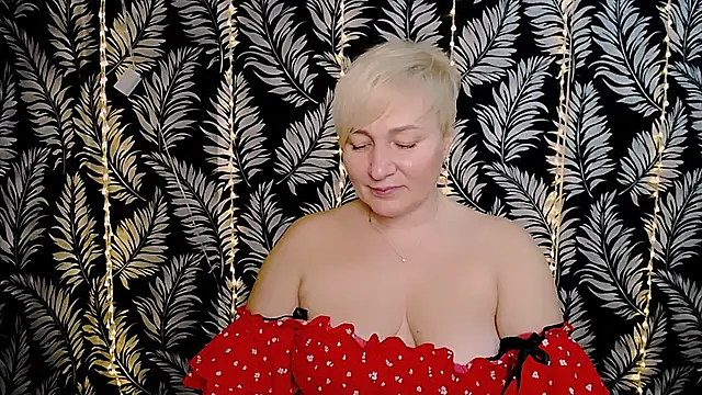 Snapshot of Olivia_playful chatting on February 27, 3:37 pm Olivia playful online show from February 27, 3:37 pm