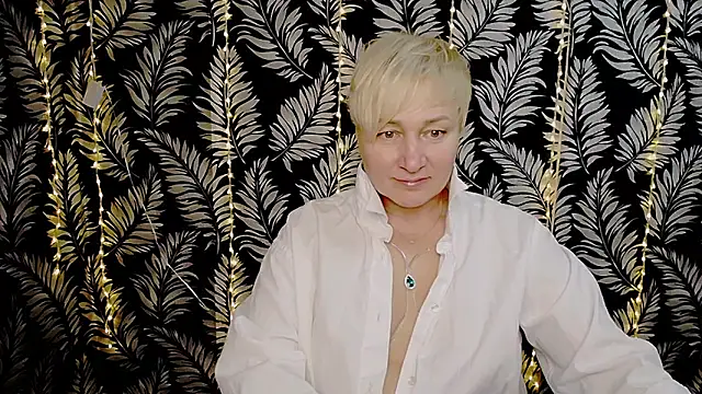 Snapshot of Olivia_playful chatting on March 6, 3:13 pm Olivia playful online show from March 6, 3:13 pm