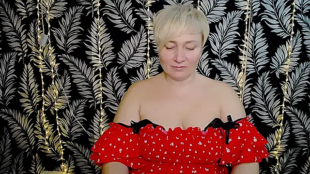 Snapshot of Olivia_playful chatting on March 20, 12:32 pm Olivia playful online show from March 20, 12:32 pm