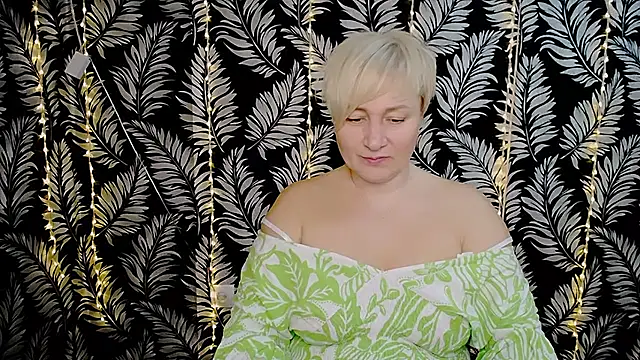 Snapshot of Olivia_playful chatting on March 21, 12:39 pm Olivia playful online show from March 21, 12:39 pm