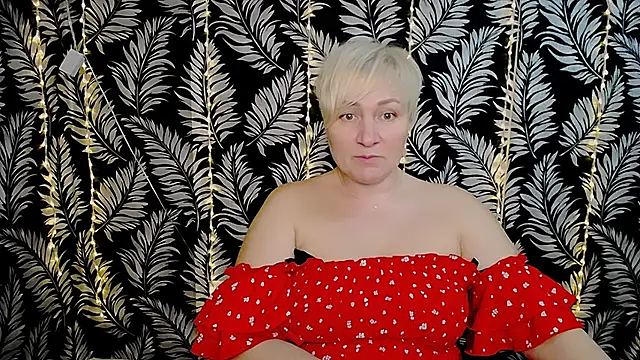 Snapshot of Olivia_playful chatting on March 22, 3:42 pm Olivia playful online show from March 22, 3:42 pm