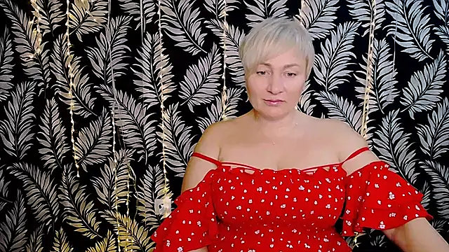 Snapshot of Olivia_playful chatting on September 13, 11:32 am Olivia playful online show from September 13, 11:32 am