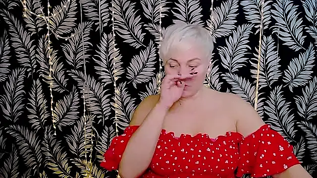 Snapshot of Olivia_playful chatting on November 25, 10:37 am Olivia playful online show from November 25, 10:37 am