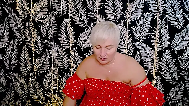 Snapshot of Olivia_playful chatting on December 1, 12:54 pm Olivia playful online show from December 1, 12:54 pm