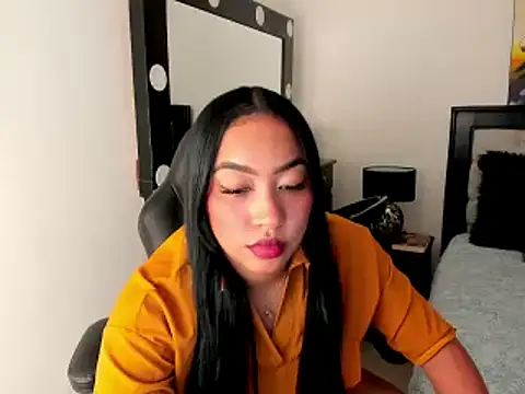 brunetenikole02 online show from February 16, 12:19 am