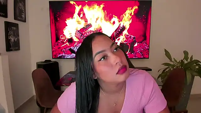 brunetenikole02 online show from October 25, 2:08 am