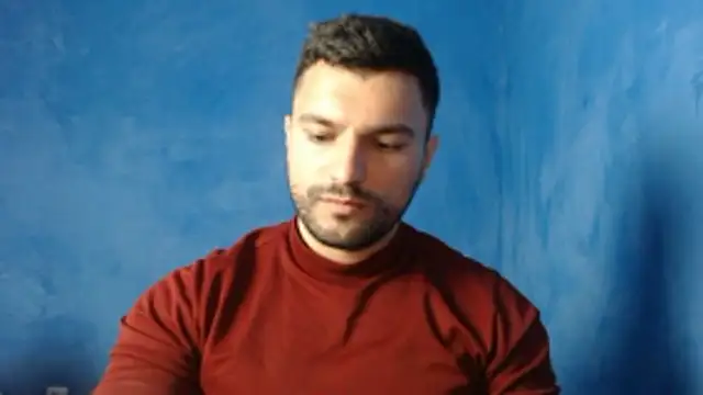 Snapshot of alex_blu chatting on May 30, 9:28 am alex blu online show from May 30, 9:28 am
