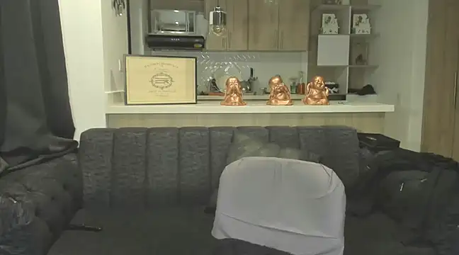BradleySmithx online show from March 3, 1:53 am