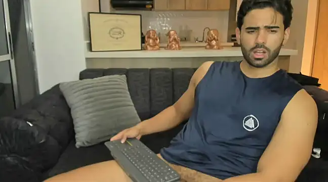 BradleySmithx online show from March 21, 5:11 am