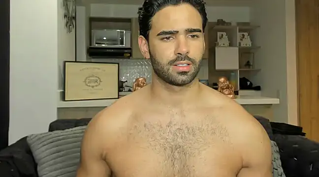 BradleySmithx online show from March 22, 3:52 am