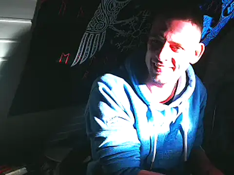 Snapshot of Youngtimer_1997 chatting on April 23, 5:19 am Youngtimer 1997 online show from April 23, 5:19 am
