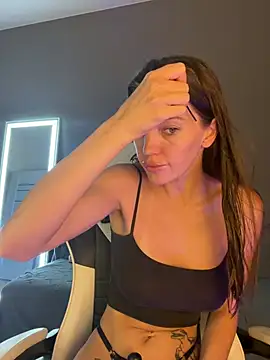 julia fly online show from June 23, 9:07 am