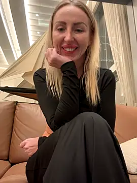 Allys online show from November 9, 2:04 pm