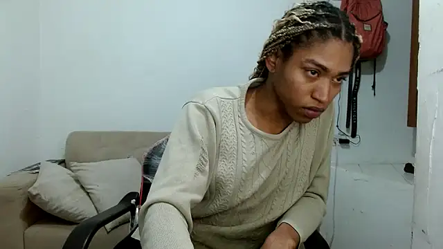 angelamarie1 online show from December 18, 4:07 am