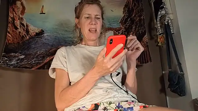 Snapshot of Lola_Belgium chatting on June 24, 4:44 am Lola Belgium online show from June 24, 4:44 am