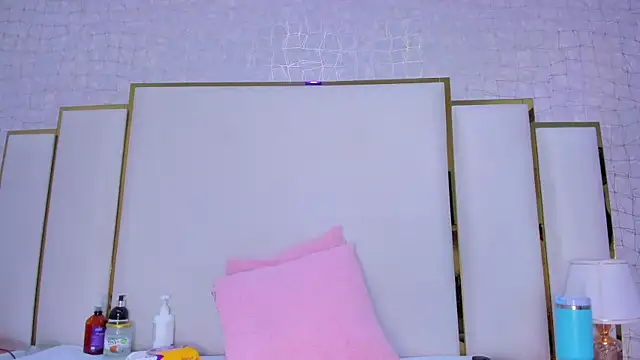 paola rodriguez online show from October 23, 12:04 pm